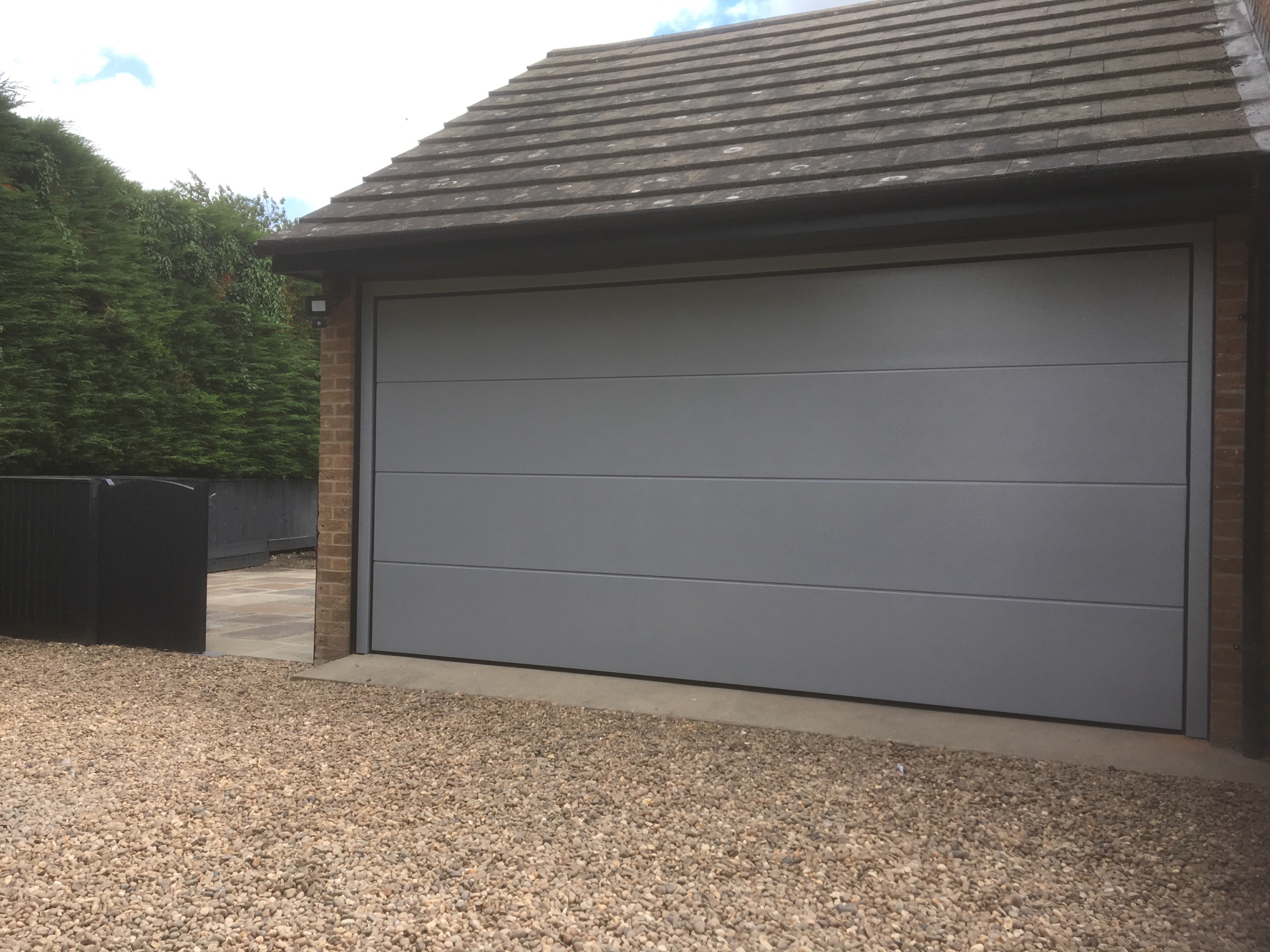 Essential Insights for Homeowners on Upgrading Garage Doors in Raleigh
